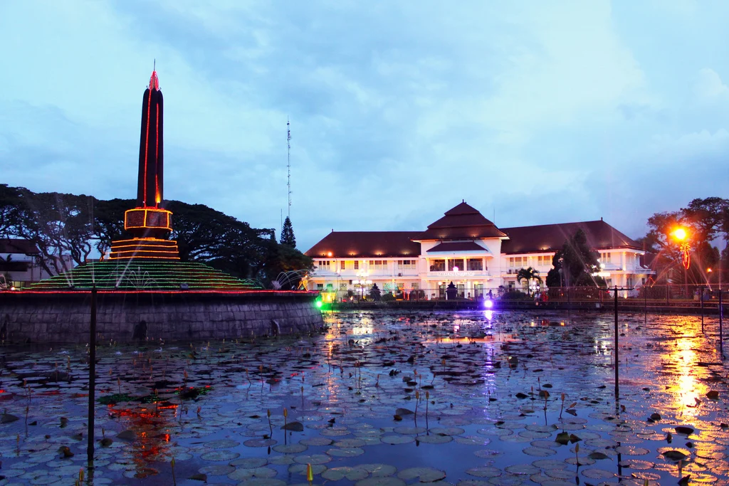 Travel Malang Bali